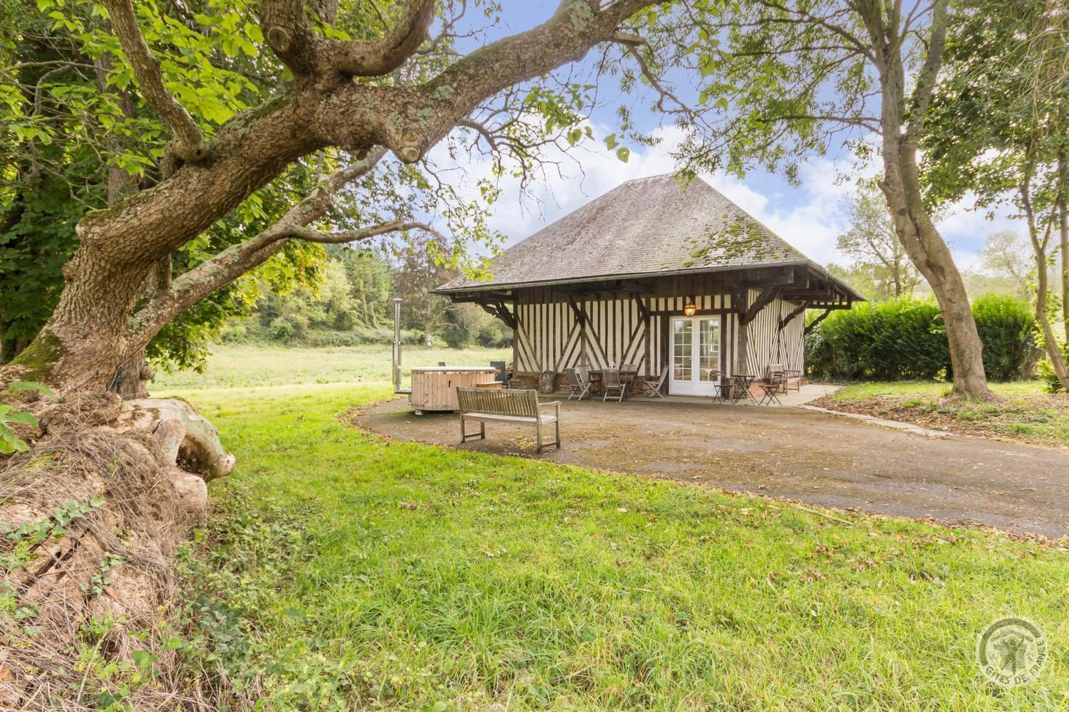 L'Atelier A L'Oree Des Bois Saint-Pierre-en-Auge 外观 照片