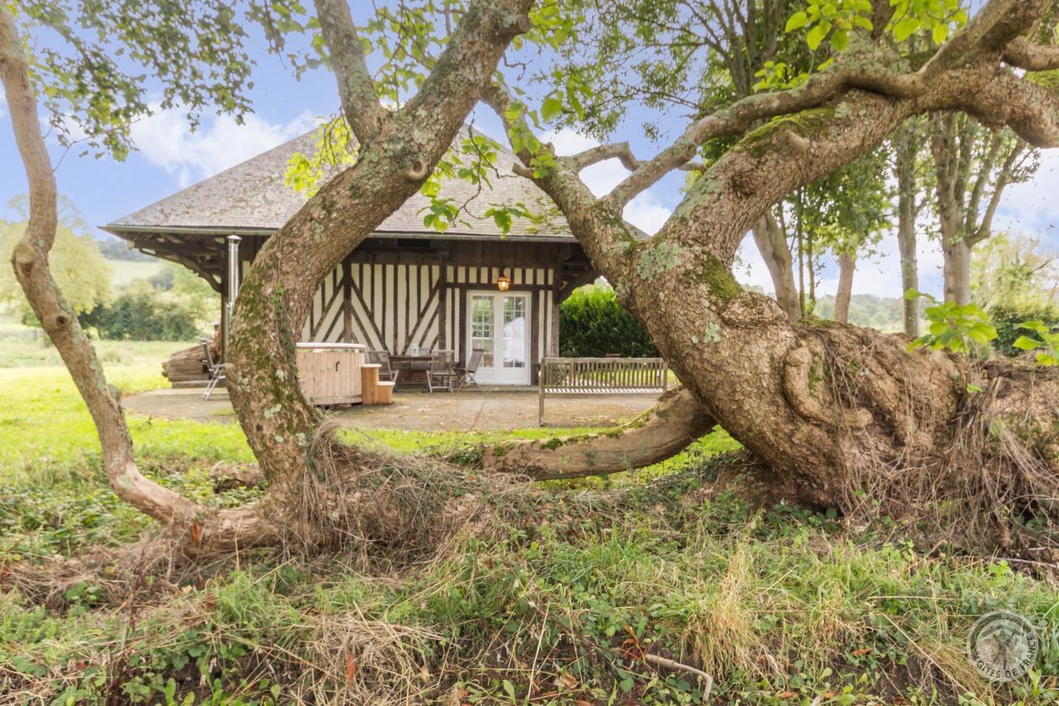 L'Atelier A L'Oree Des Bois Saint-Pierre-en-Auge 外观 照片